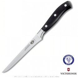Vict. Ausbeinmesser 7.7303.15G